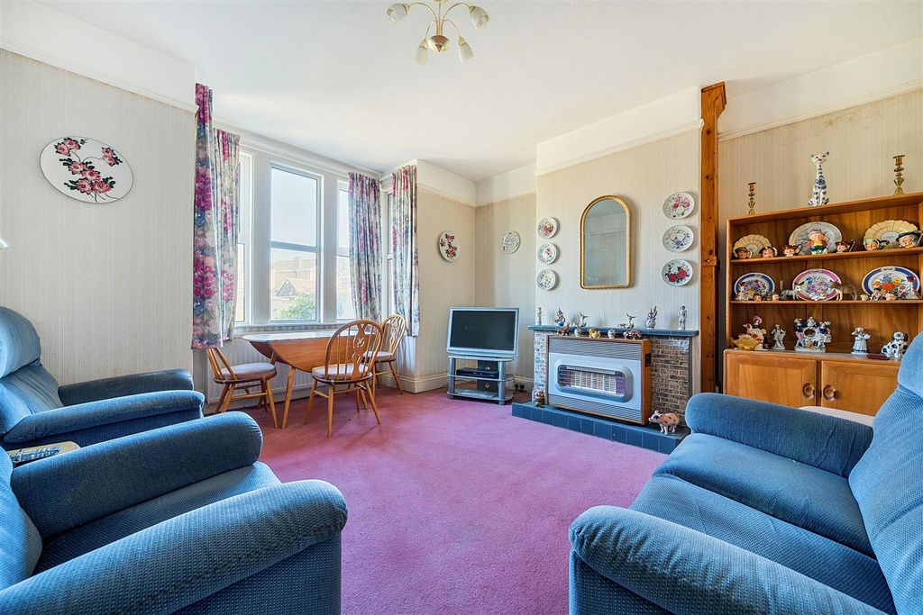 Property photo 3 of 15 21-6A74408A6c55d-1503055-20-6A735Ac75d6De-21 (1).J