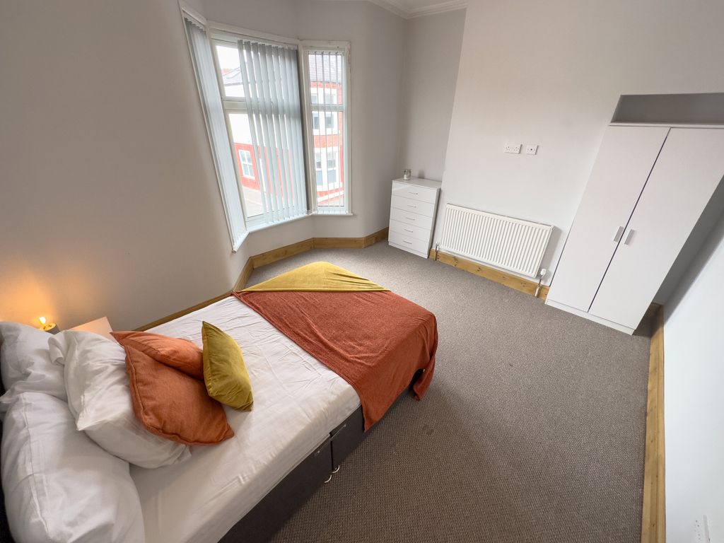 Property photo 1 of 7 1