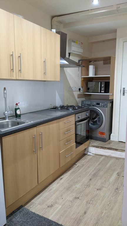 Property photo 1 of 4