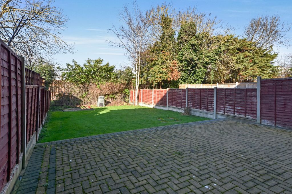 Property photo 1 of 29 Picture No. 05