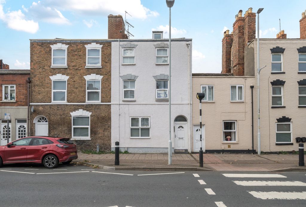 Property photo 3 of 24 1373731-1-6900F96...