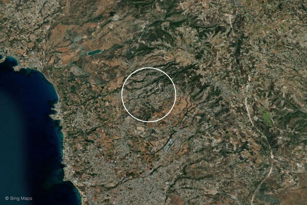 Property photo 2 of 6