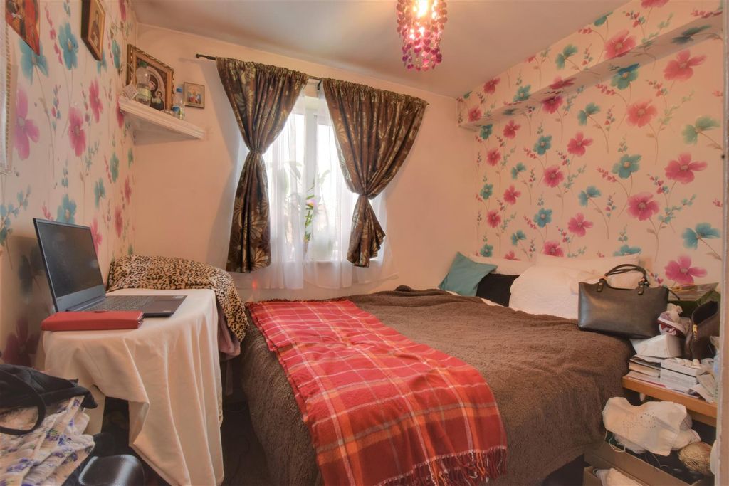 Property photo 3 of 5 E9Vct18Pt0K1Hooj0K5U0W.Jpg