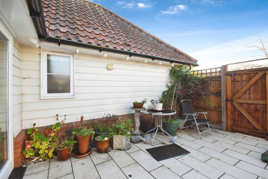 Property photo 3 of 13