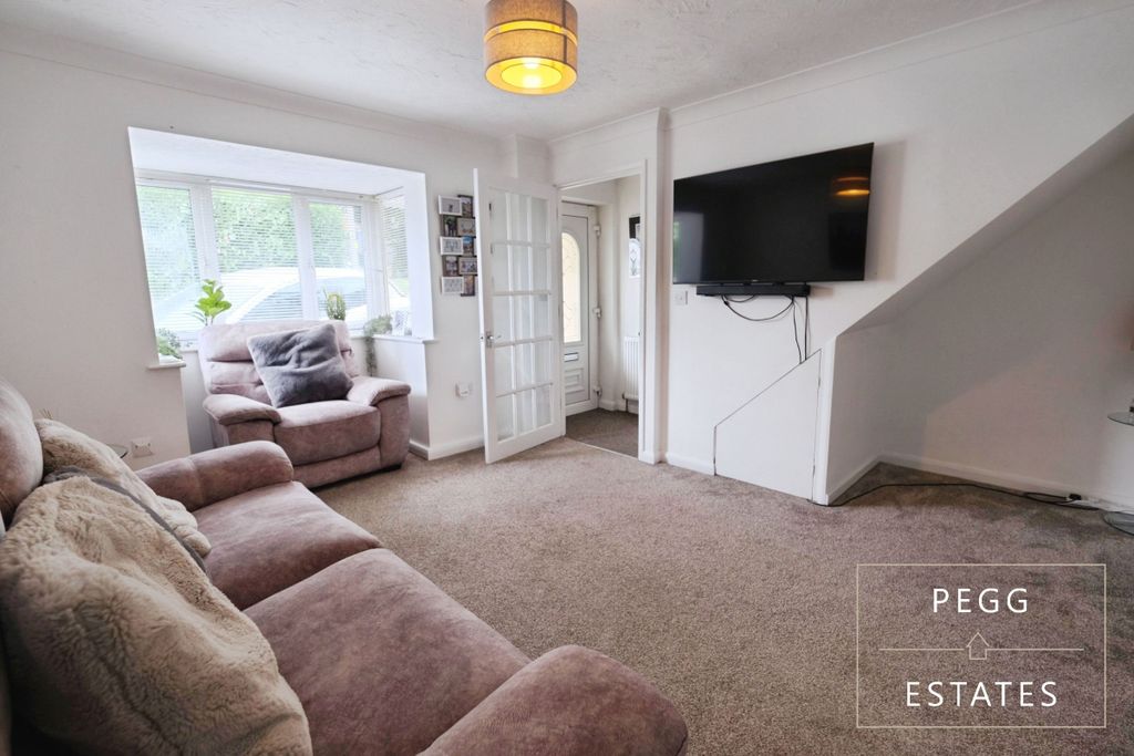 Property photo 3 of 17