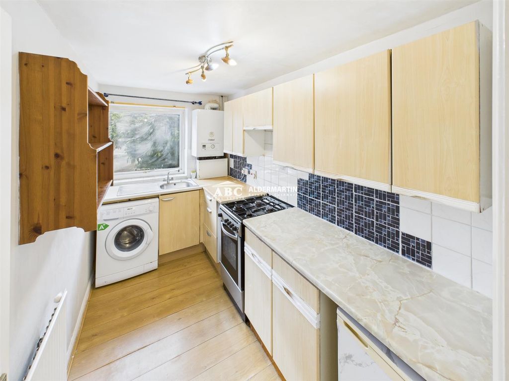 Property photo 1 of 9 Cam03215G0-Pr0092-Still001.Jpg