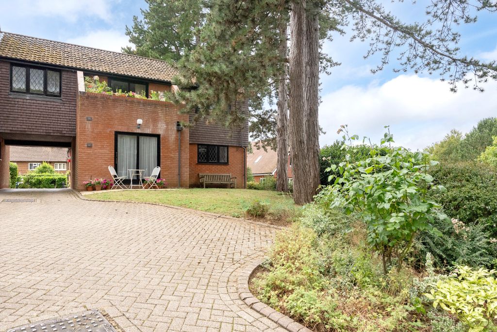 Property photo 1 of 12 Dsc05623