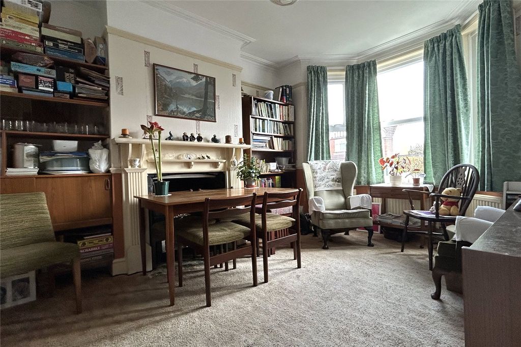 Property photo 3 of 12 Picture No. 08
