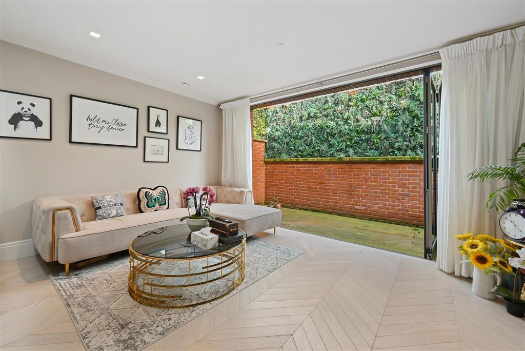 Property photo 3 of 15 3