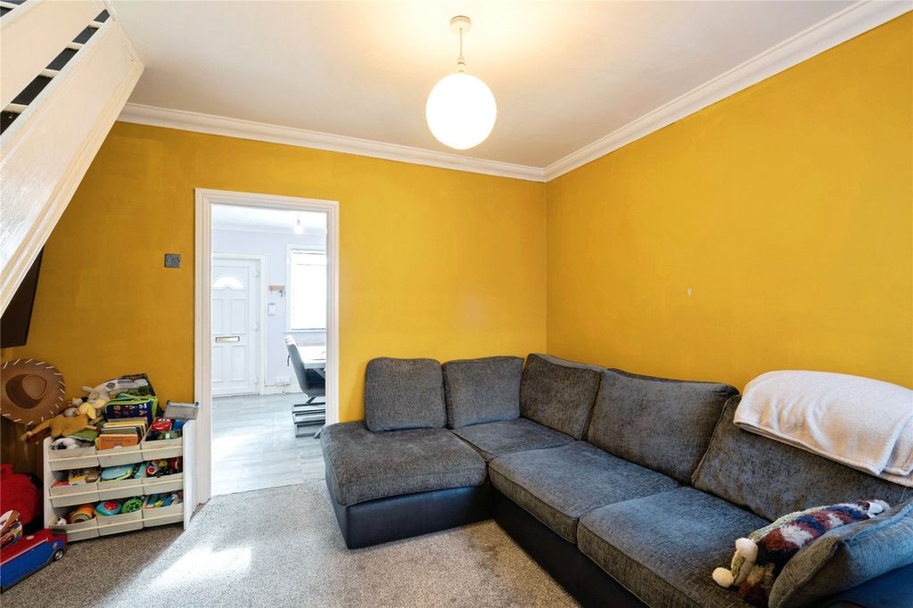 Property photo 2 of 10 Picture No. 30