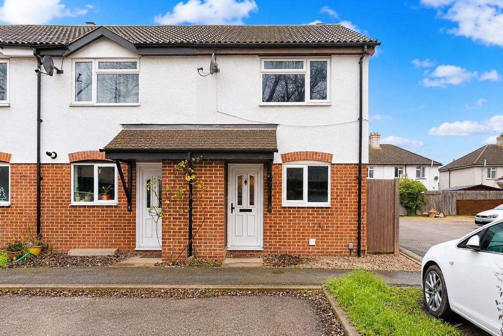 Property photo 1 of 8