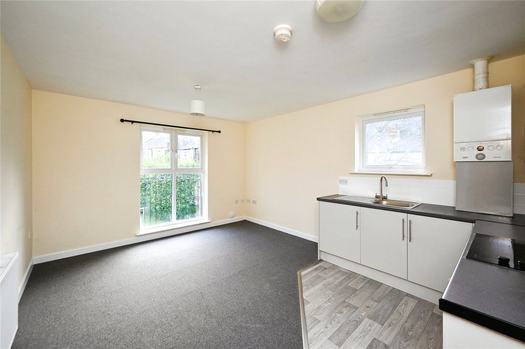Property photo 1 of 17 Kitchen-Lounge-Dinin