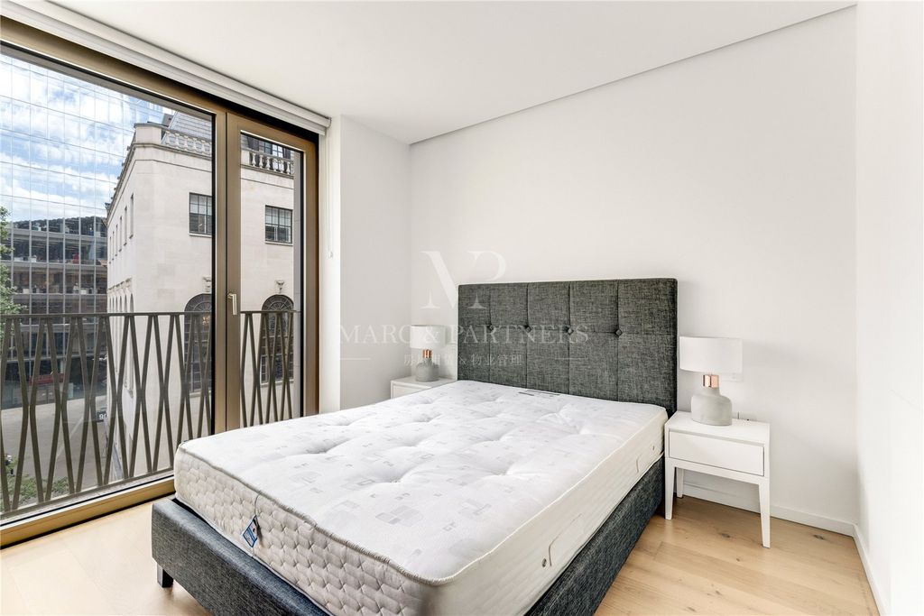 Property photo 3 of 16 Picture No. 33