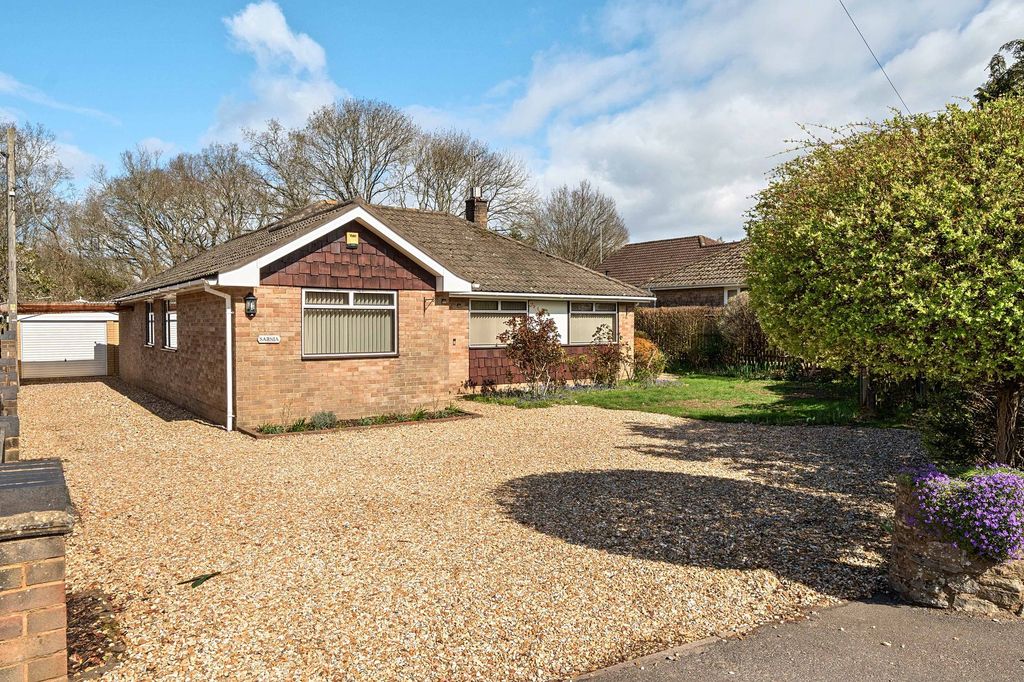 Property photo 1 of 27