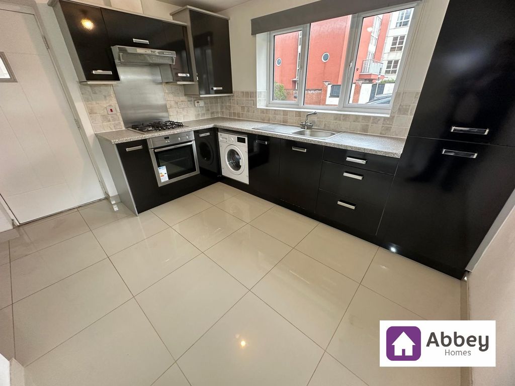 Property photo 1 of 19 Kitchen/Diner