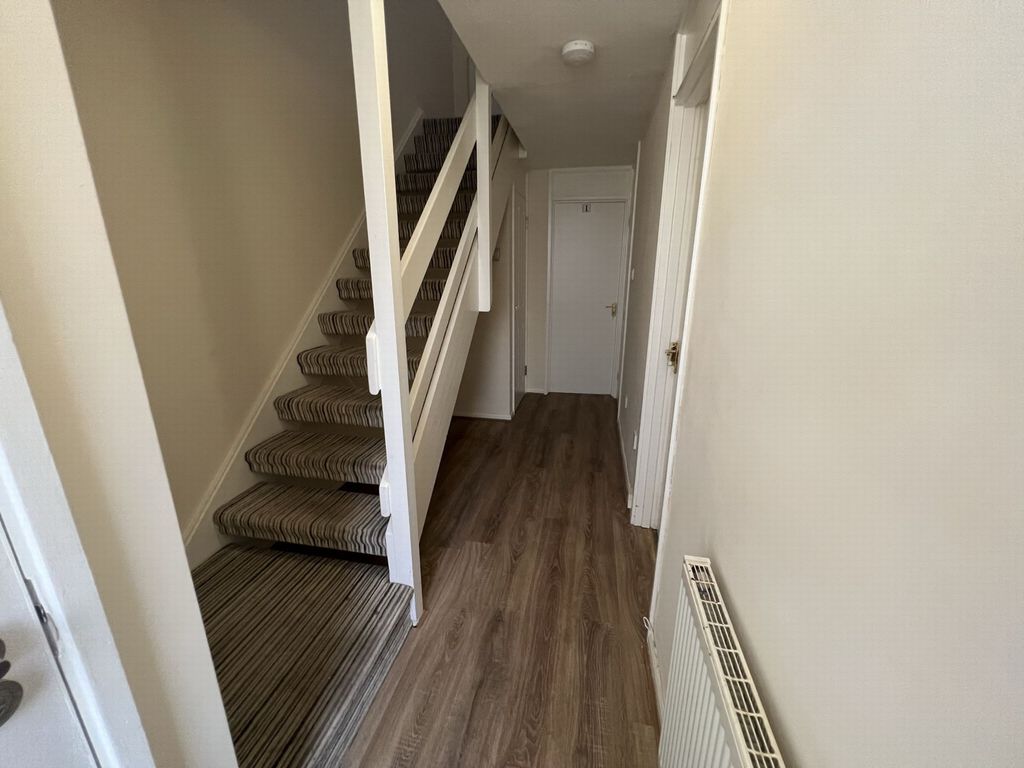Property photo 2 of 12 Entrance