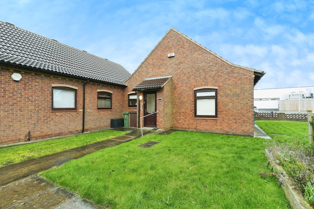 Property photo 2 of 14