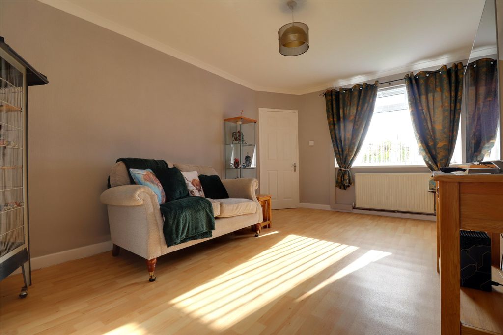 Property photo 2 of 14 Picture No. 07