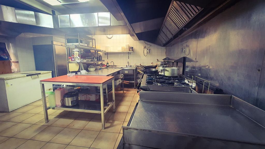 Property photo 3 of 7 Photo 2