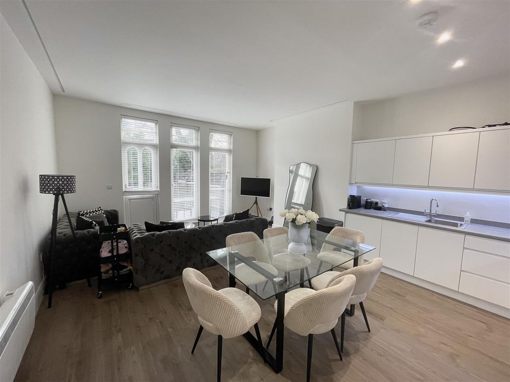 Property photo 2 of 8 Image00004.Jpeg