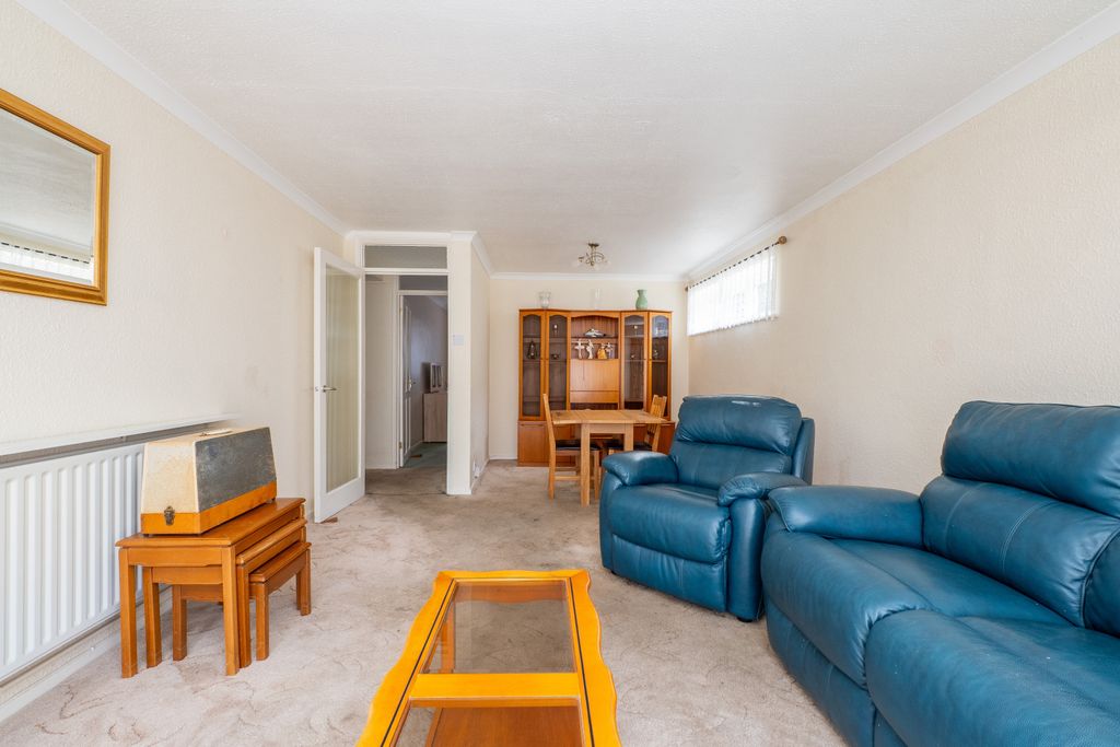Property photo 2 of 10 Picture No. 06