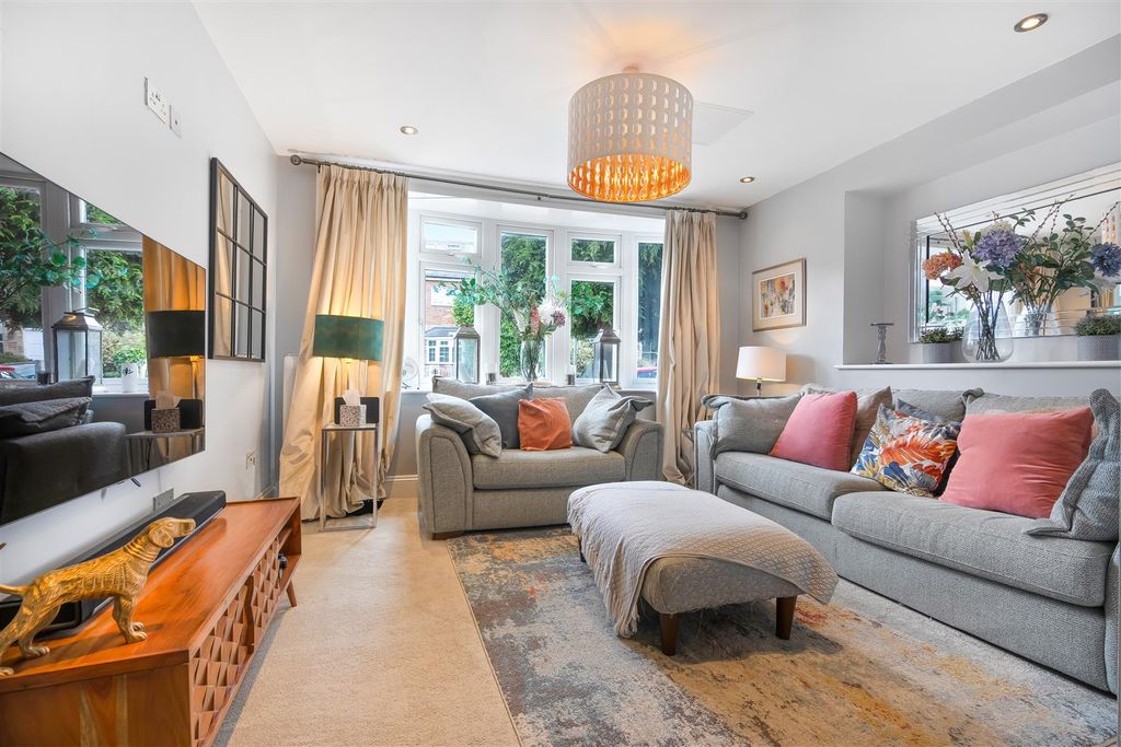 Property photo 2 of 14