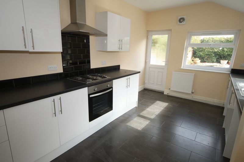 Property photo 2 of 12 Kitchen