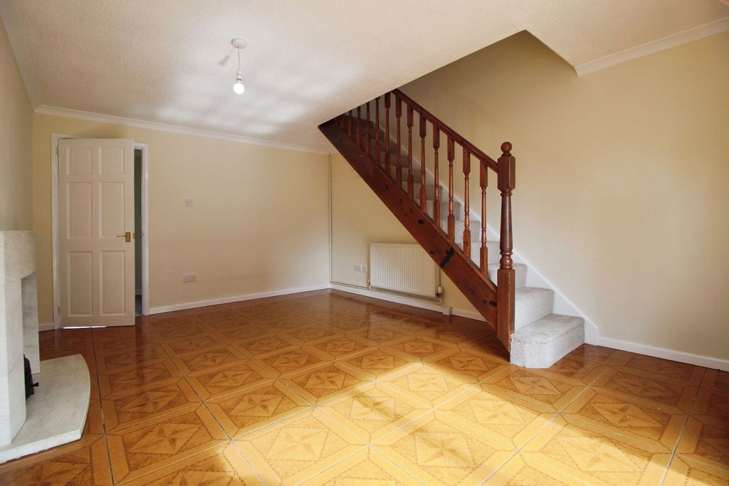 Property photo 3 of 12