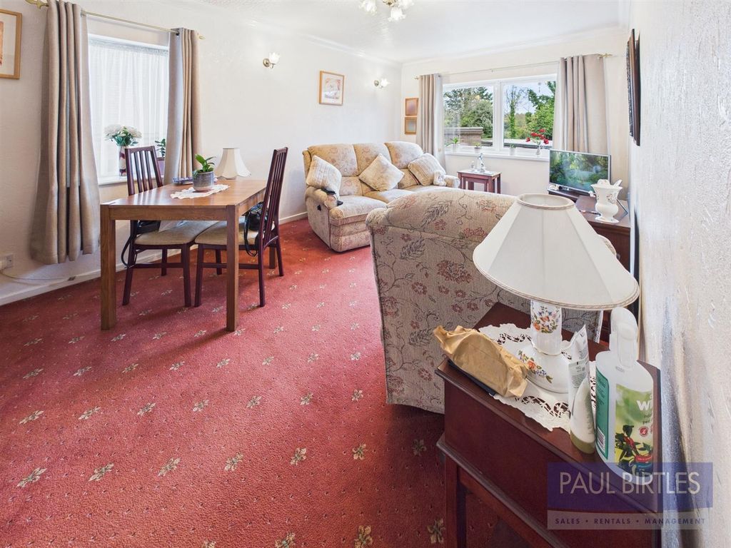 Property photo 3 of 15 Cam01301G0-Pr0699-Still006.Jpg