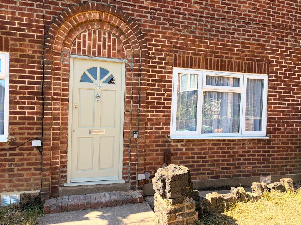 Property photo 2 of 19