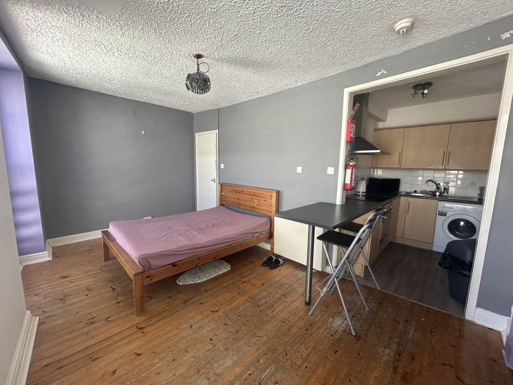 Property photo 1 of 4 Img_5024