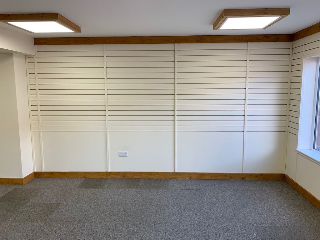 Property photo 1 of 4