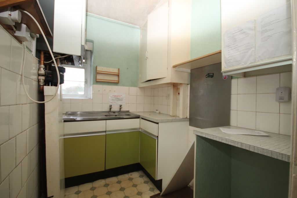 Property photo 3 of 5 Gallery
