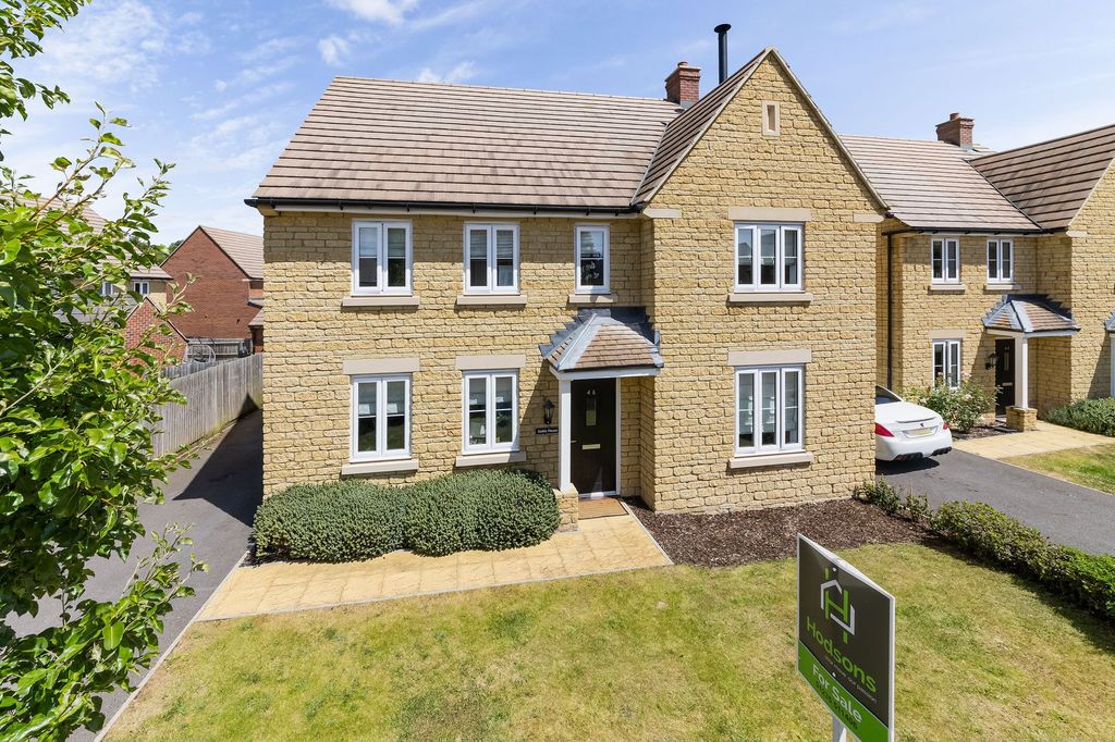 Property photo 1 of 24