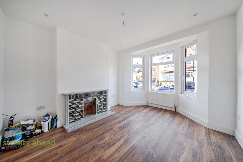 Property photo 2 of 19 24c414d4-08A9-4c8...