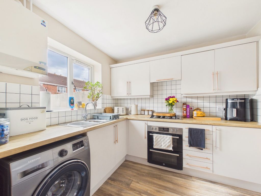 Property photo 3 of 17 5386655