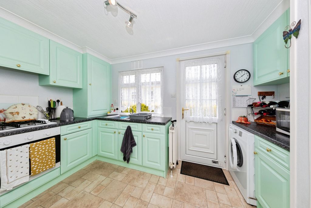 Property photo 3 of 20 Pbox-Img.Jpg
