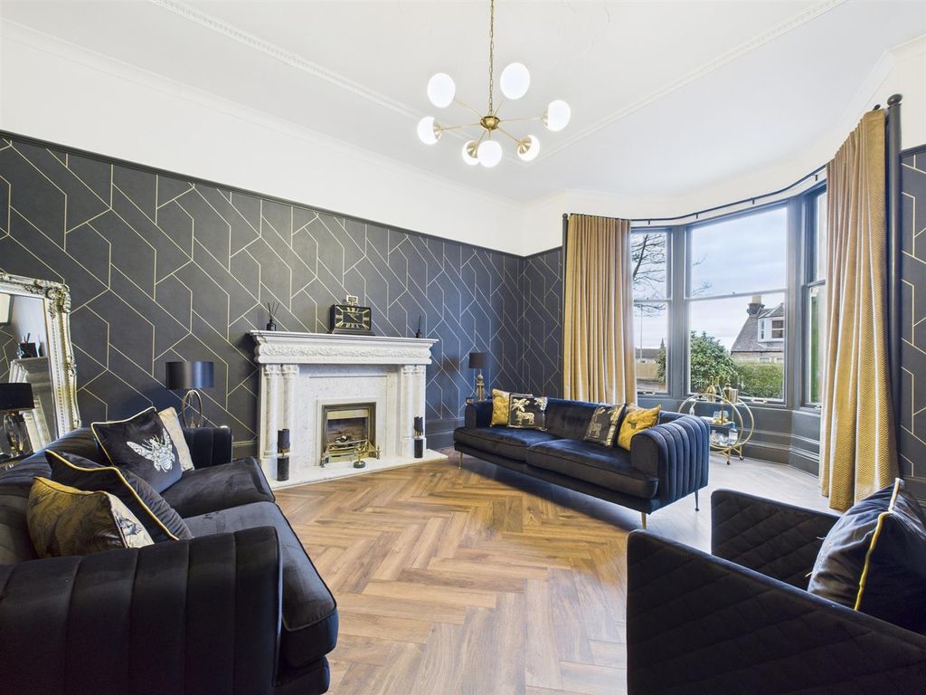 Property photo 2 of 18 Cam03782G0-Pr0246-Still037_Alt.Jpg