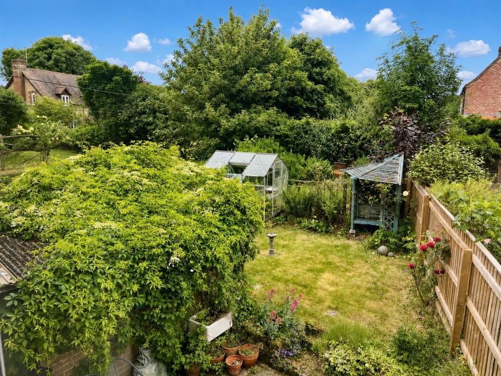 Property photo 2 of 13 Garden.Jpg