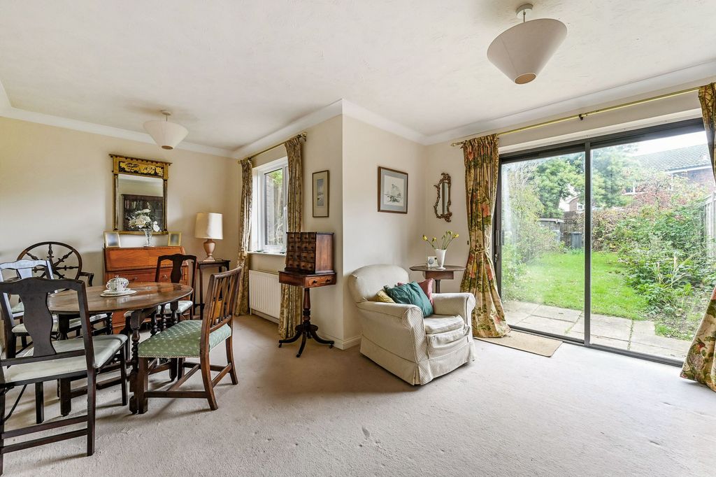 Property photo 2 of 17 Sitting/Dining Room