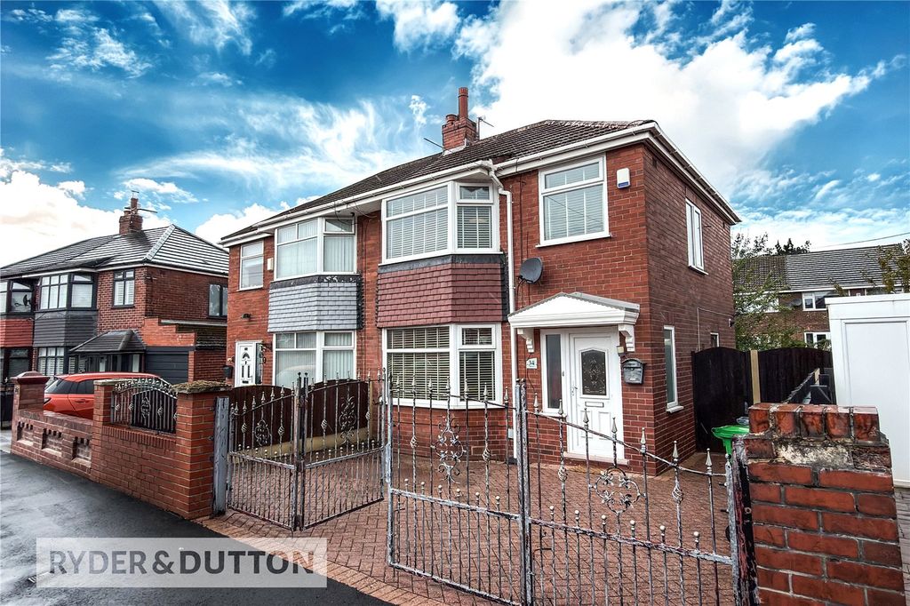 Property photo 1 of 15 External