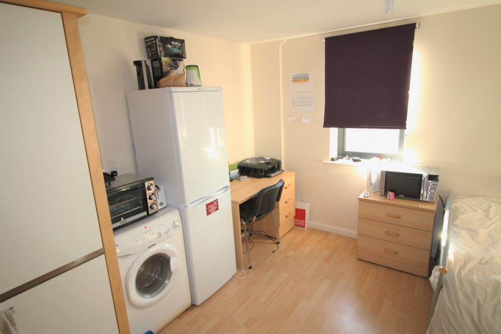 Property photo 2 of 4