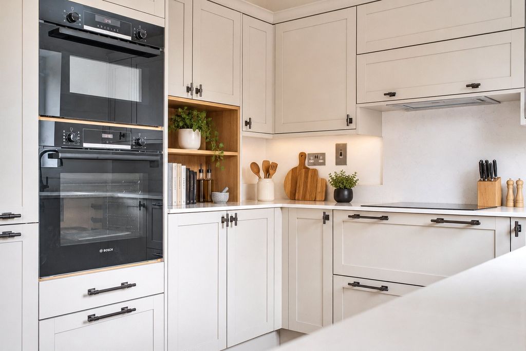 Property photo 2 of 10 Repton Gardens