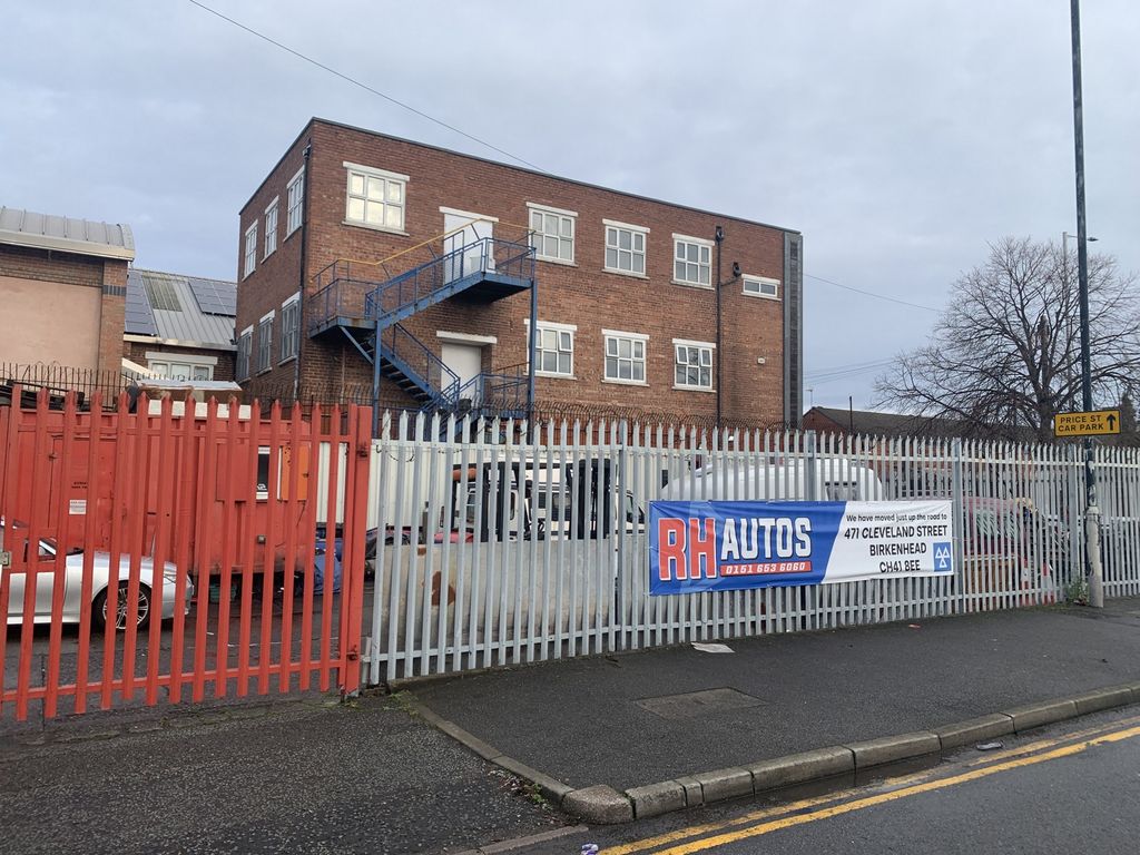 Property photo 2 of 4 Photo 1