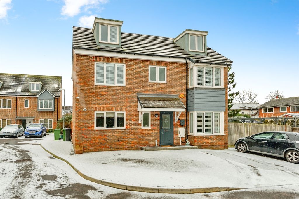 Property photo 1 of 13