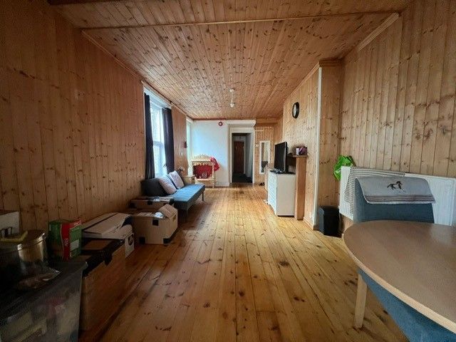 Property photo 2 of 6 Image