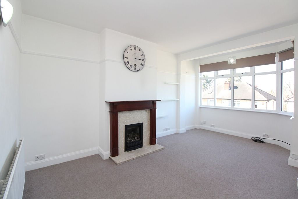 Property photo 2 of 10 Lounge View One