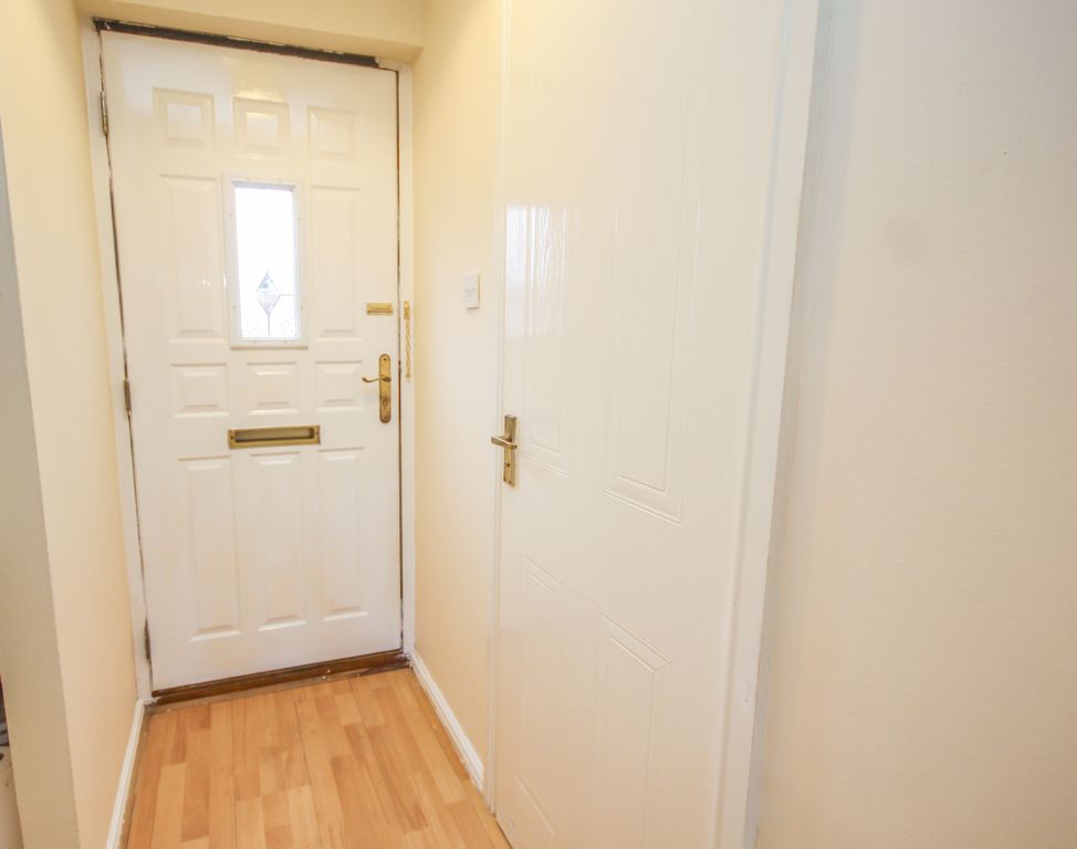 Property photo 3 of 28 170 Oldwood - Small Redone-30