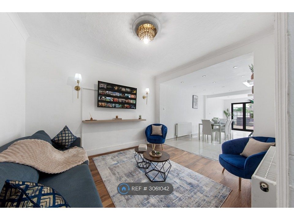 Property photo 1 of 35