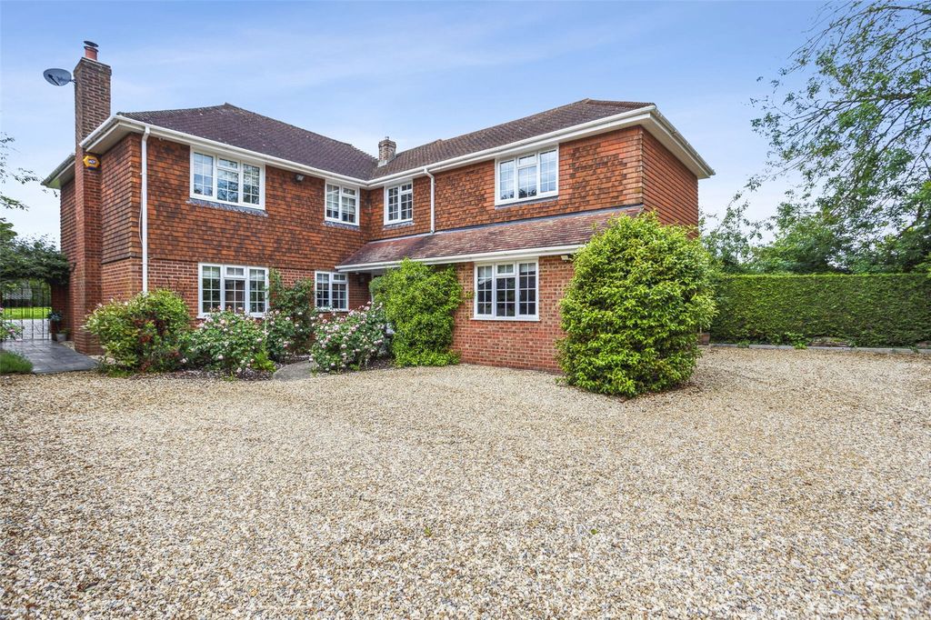 Property photo 1 of 24 Picture No. 01